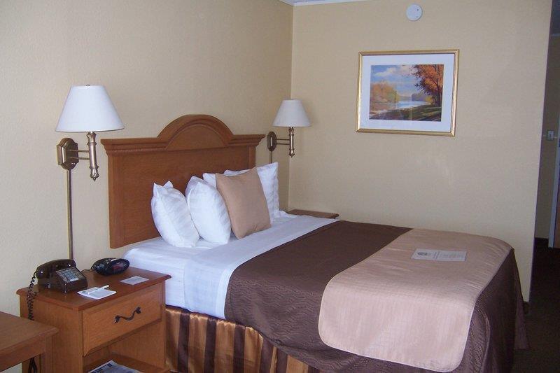 Norwood Inn & Suites Mankato North Mankato Rom bilde